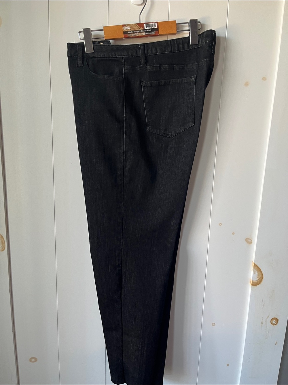 Women's Straight Leg Black Jeans - Classic Everyday Fit